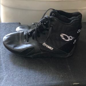 Otomix athletic/wrestling shoes